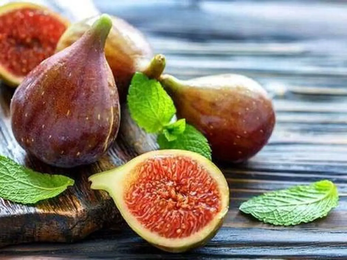  این ۷ میوه را به جای شیرینی بخورید

