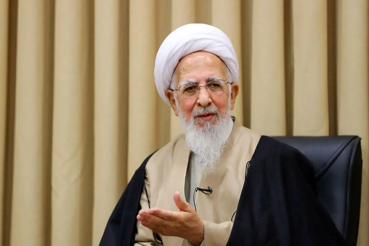 وظیفه ما تأیید و حفظ آیت الله سید مجتبی خامنه ای است