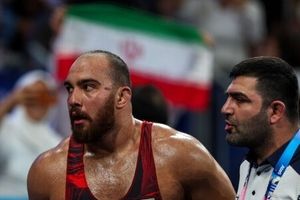 زارع: مدالم را به شهدای جنگ تحمیلی ۱۲ روزه تقدیم می‌کنم/ ویدئو

