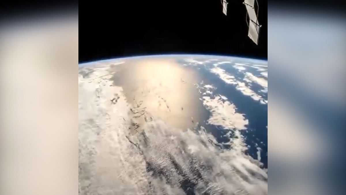 نمایی از اقیانوس آرام و انعکاس نور خورشید از زاویه ایستگاه فضایی بین المللی/ ویدئو


