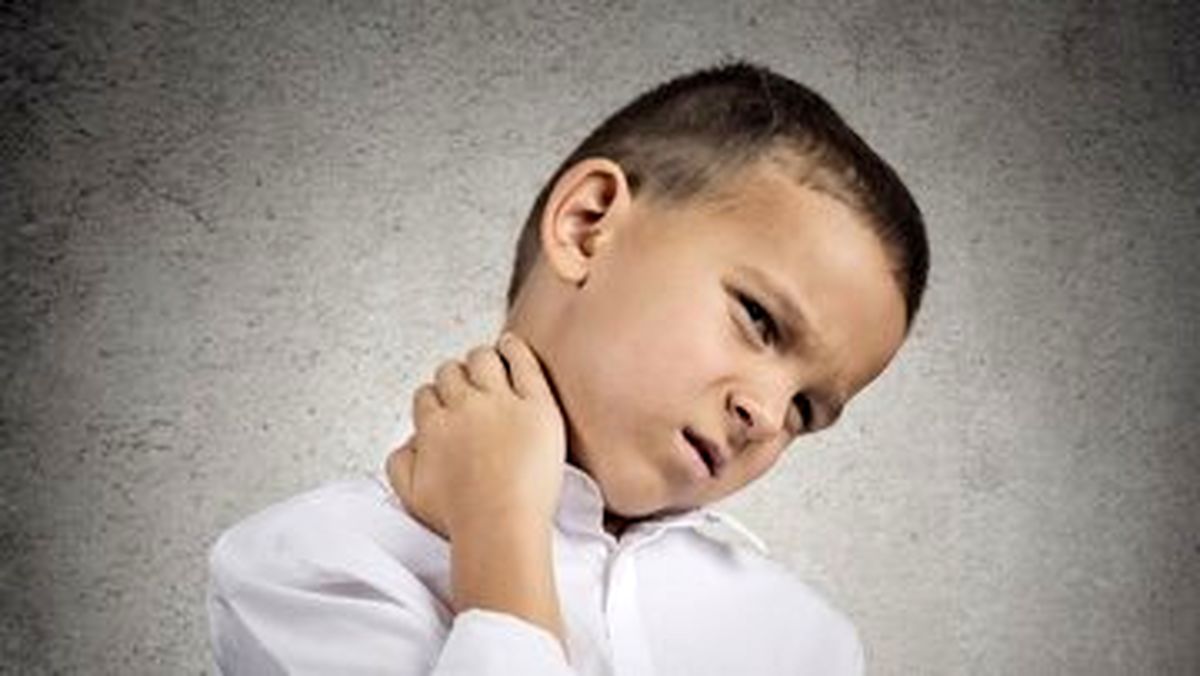 عوارض تزریق بوتاکس برای کجی گردن