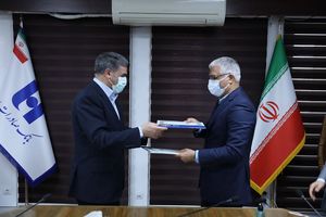 حمایت بانک صادرات ایران از تولید سالانه ۱/۷۲ میلیون تن آهن اسفنجی

