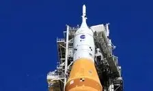 سفر انسان به ماه به فروردین موکول شد
