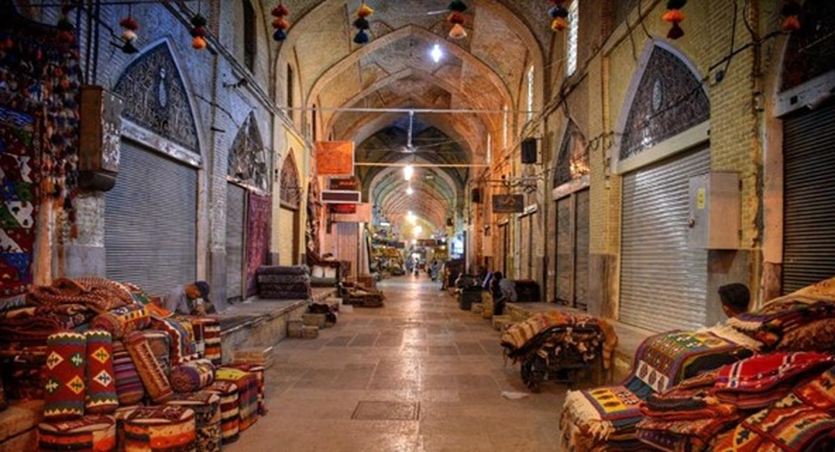 معرفی بازار وکیل شیراز از بهترین جاذبه‌های شیراز