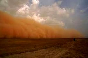 طوفان شن در جاده زاهدان - زابل/ ویدئو