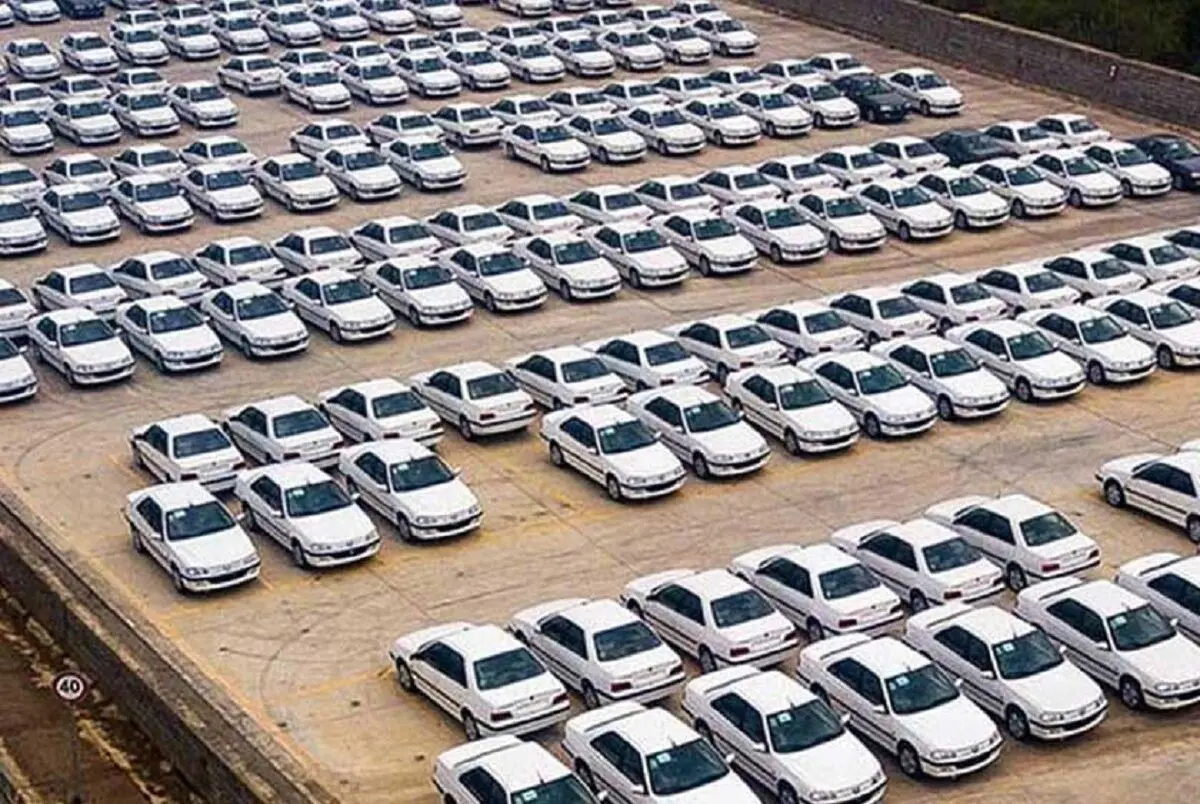 قیمت روز خودرو؛ خودرو مسیر دلار را در پیش گرفت؟