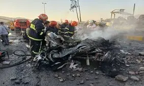 انفجار تانکر حامل مواد سوختی در محور همدان ـ سنندج؛ آتش‌نشانان در حال مهار آتش