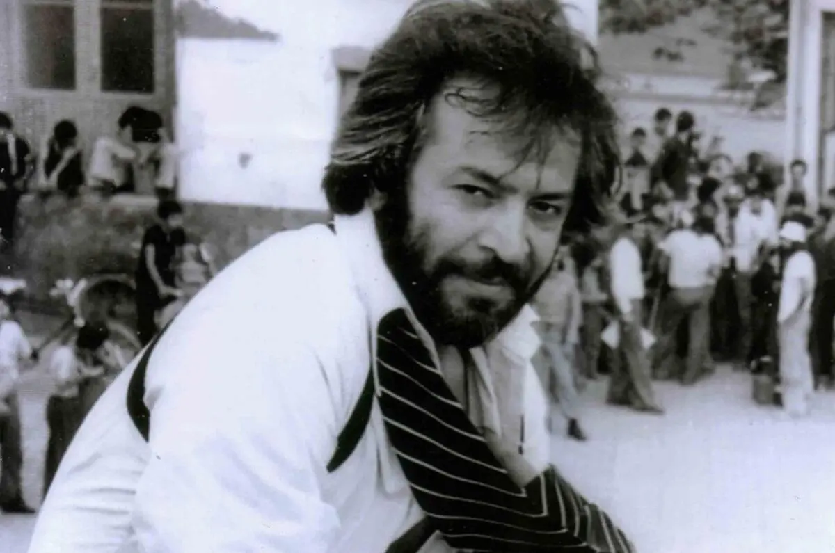 سفر در زمان؛ ژست صمیمی «ایرج قادری و فریدون فرخزاد»؛ دهه 50