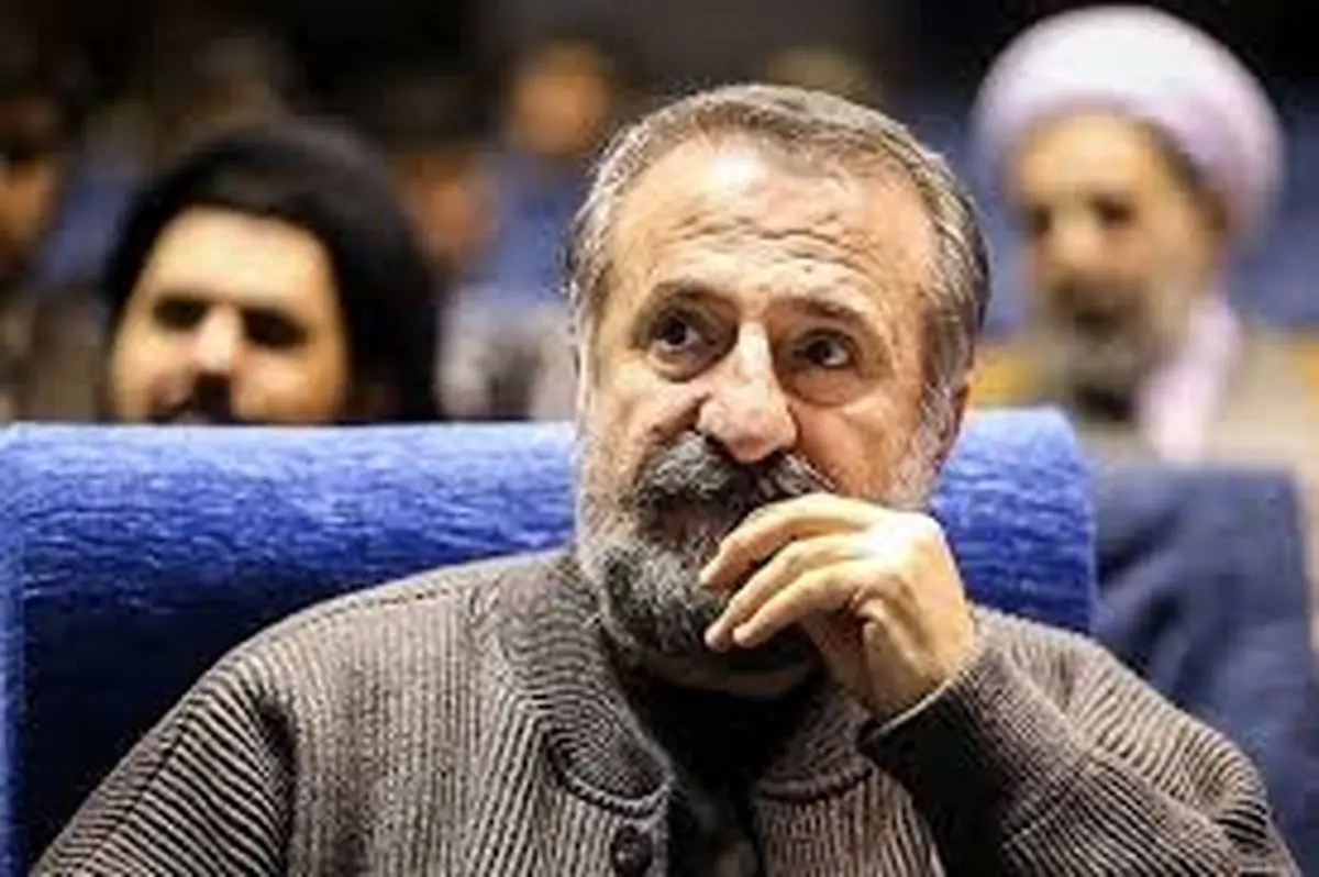 رجزخوانی و شعارهای مهران رجبی علیه اسرائیل در میدان ولیعصر تهران/ ویدئو