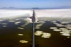 نامه جمعی از نمایندگان مجلس به رئیسی درباره دریاچه ارومیه