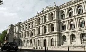 انگلیس کاردار ایران را احضار کرد
