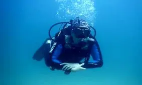 مدال نقره و شکسته شدن رکورد غواصی ایران در مسابقات جهانی صربستان

