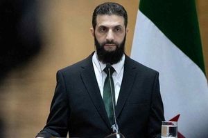 ابومحمد الجولانی در حال انجام بازی بسکتبال/ ویدئو