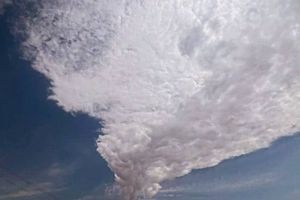 دود برخاسته از دماوند، نشانه آخرالزمانی است؟