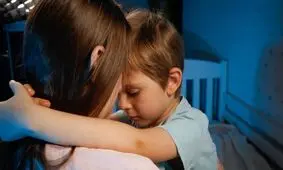 ۶ سوال که هر شب قبل از خواب باید از کودک تان بپرسید