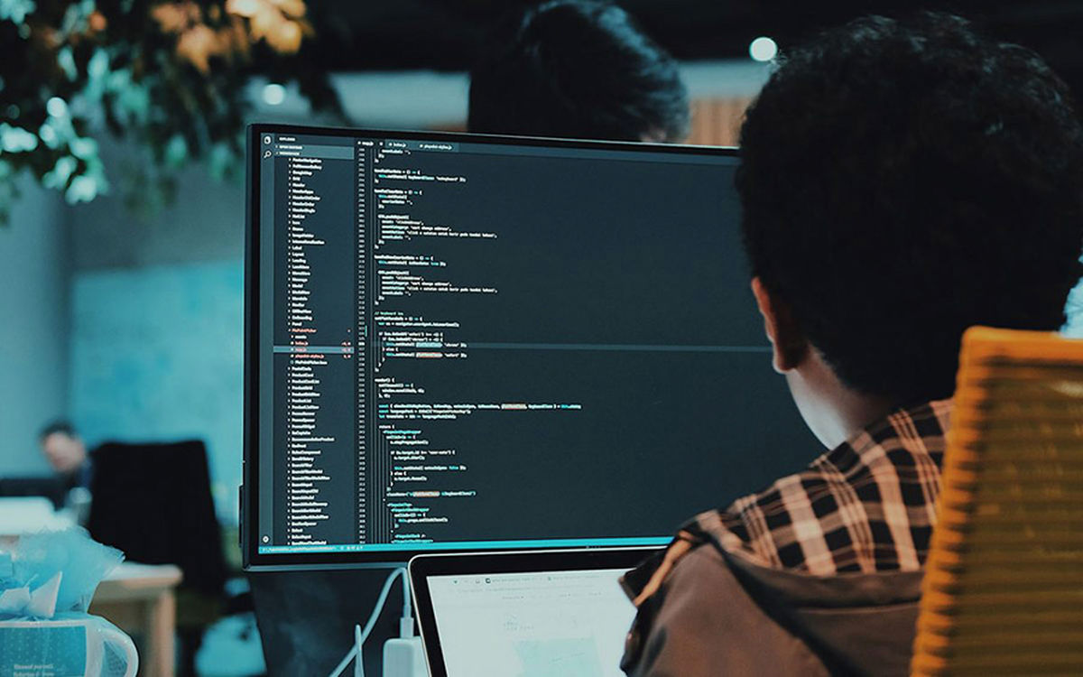 چرا برنامه نویسان مهاجرت میکنند؟ | هم در داخل فیلتریم هم در خارج!