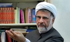 رساله‌های عملیّه نسخه‌ای کامل و جامع برای زندگی نیستند/ در مورد حقوق بشر و حقوق زنان هنوز به صورت جدی و متمرکز فتوایی صادر نشده است/ ادبیات رساله های عملیه، با زبان و نیازهای امروز همخوانی ندارد/ بسیاری از مسایل توسط «عرف و قوانین» حل می شود نه «فتوا»