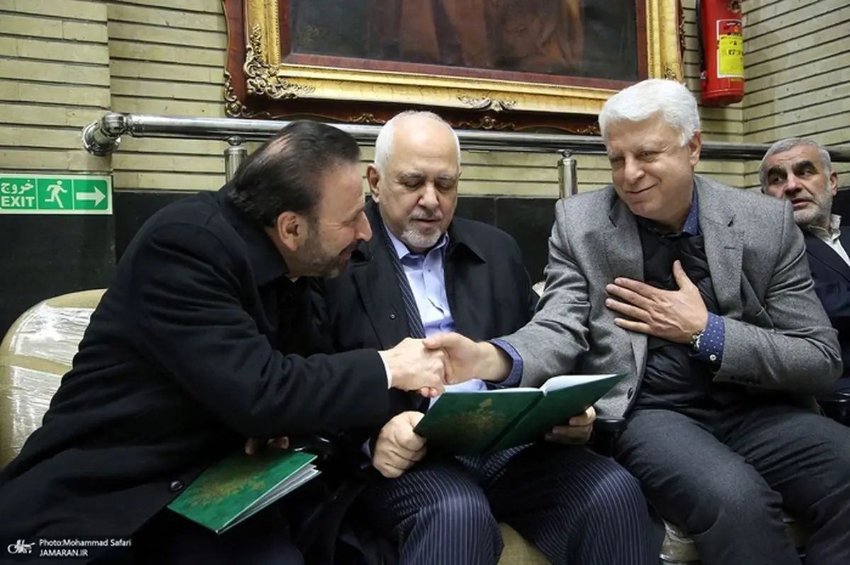 خبر جعلی تماس تلفنی ظریف با رضا پهلوی و بازداشت او و روحانی از کجا درآمد؟