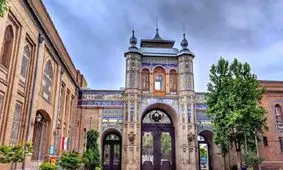 این بنا پیش از برج آزادی نماد تهران بود؛ از الهام طاق‌بستان تا رد پای پهلوی 