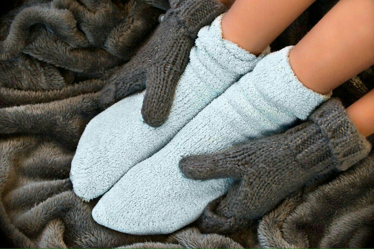 علت سردی پاها چیست؟