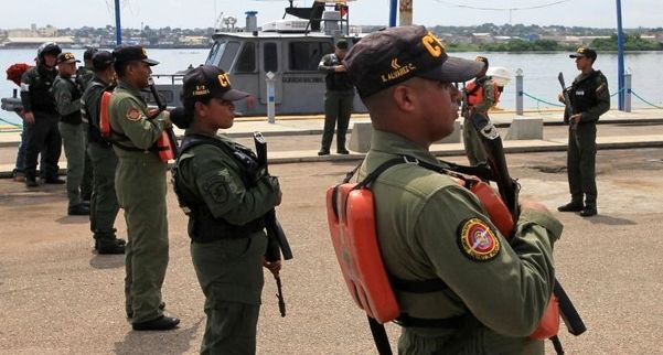 سلاح های روسی مخفی ونزوئلا برای جنگ با آمریکا/ ترسناک ترین سلاح کاراکاس چیست؟