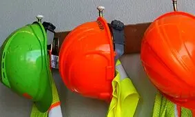 جزئیات بیشتری از حادثه مرگ ۳ کارگر کارخانه کارتن سازی