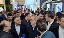 بازدید پزشکیان از نمایشگاه بین‌المللی نفت، گاز و پتروشیمی

