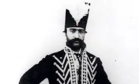 سفر در زمان؛ عکس یادگاری زنان ناصرالدین شاه در حیاط سلطنت‌آباد 