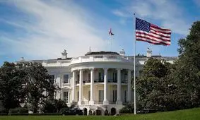 سخنگوی کاخ سفید: اولویت ترامپ دیپلماسی است/ هرگونه تصمیم درباره اقدام نظامی یا سیاسی، از سوی رئیس‌جمهور و بر اساس ارزیابی‌های رسمی اتخاذ می‌شود