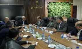 تمرکز بر رفع موانع صنعتی و محیط‌زیست در ماهشهر و بندر امام خمینی(ره)