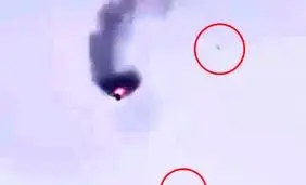 شکار لحظه مرگبار؛ تصویر سقوط آزاد نظامیان آمریکایی از بالگرد شعله‌ور