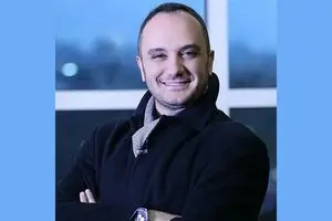 ژیلا صادقی از پرونده شکایتش از احسان کرمی در آمریکا خبر داد/ «به زودی از آمریکا شوت میشی بیرون»/ عکس