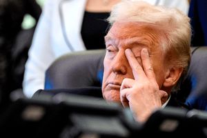 ترامپ هم مثل بایدن خوابالو شد/ تصاویر

