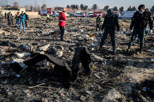 بخشی از دیه شهدای سانحه سقوط هواپیمای اوکراینی پرداخت شد