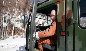 پوتین: بعد از فروپاشی شوروی مجبور شدم مسافرکشی کنم!