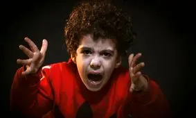 در مقابل کودک، ادای شوکه شدن را در نیاورید