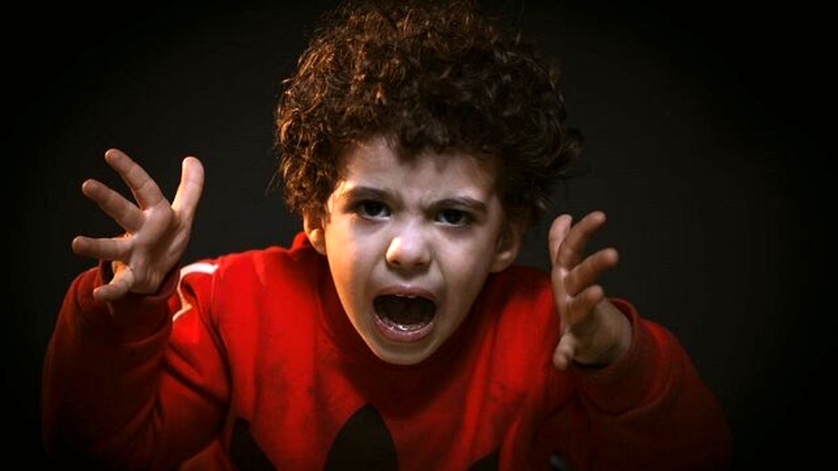 در مقابل کودک، ادای شوکه شدن را در نیاورید