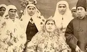 سفر در زمان؛ عکس رنگی‌شدۀ زنان ناصرالدین شاه در کاخ سلطنت‌ آباد