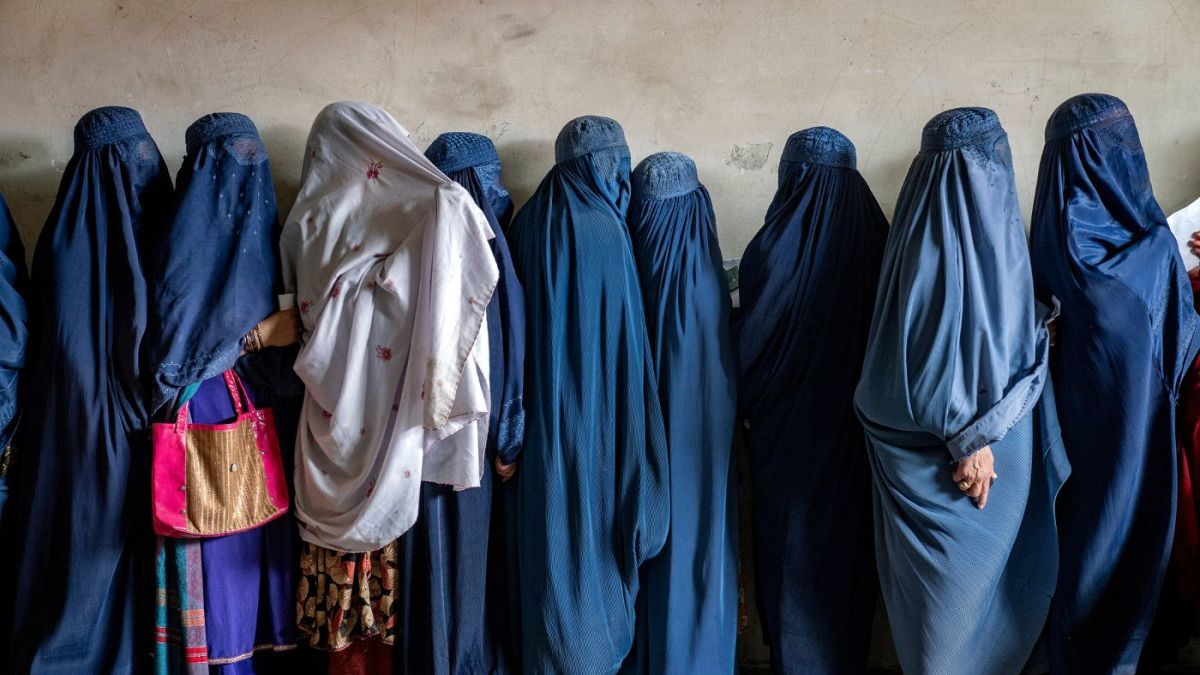 رفتار زشت طالبان نسبت به زنان بازداشتی