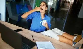 تأثیرات کم‌خوابی بر عملکرد احساسی افراد