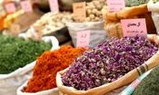 سخنگوی کمیسیون بهداشت مجلس: برخی عطاری ها موادمخدر می فروشند