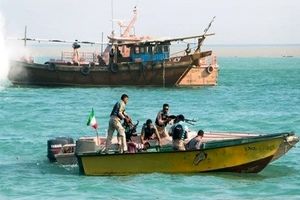 صدور کیفرخواست ۲۰ متهم قاچاق سازمان‌یافته سوخت در بندر کلاهی
