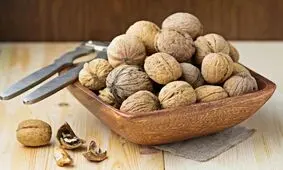 خواص خوردن گردو در شب