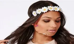 مدل مو عروس؛ آرایش مو با گل های طبیعی، جدیدترین مد آرایشی