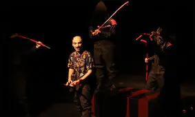 «لارو» به هفته پایانی اجرا رسید