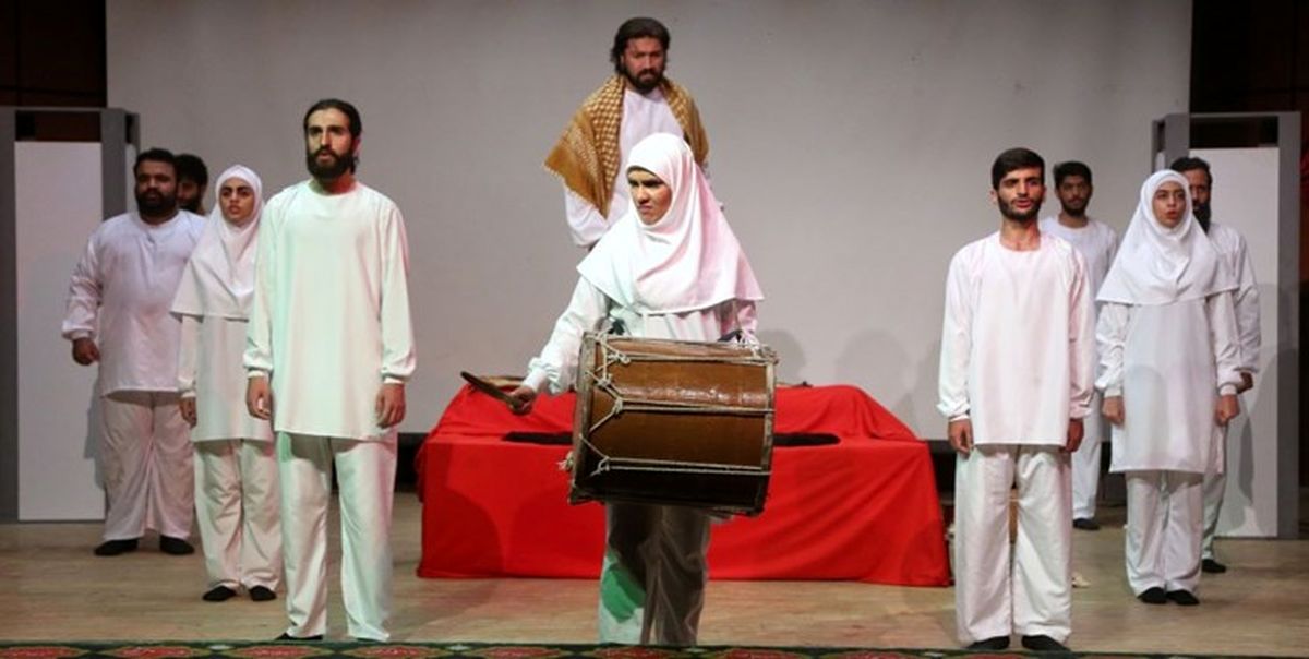 اجرای تئاتر «مردمان مرد» در دانشگاه زابل