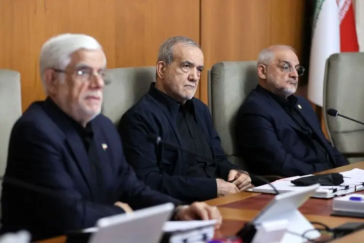 عکس هایی از پزشکیان و عارف در جلسه امروز هیئت دولت