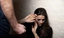 دولت لایحه منع خشونت علیه زنان را پس می‌گیرد