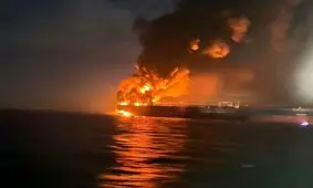 اوکراین مسئولیت حمله به «ناوگان سایه» روسیه در دریای سیاه را برعهده گرفت/ پهپادهای زیرآبی این دو نفتکش را هدف قرار داده‌اند