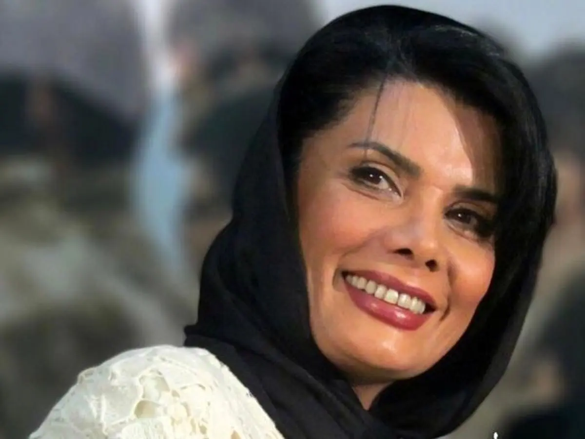 عاطفه رضوی: از جنگ و جنگ‌طلب‌ها بیزارم